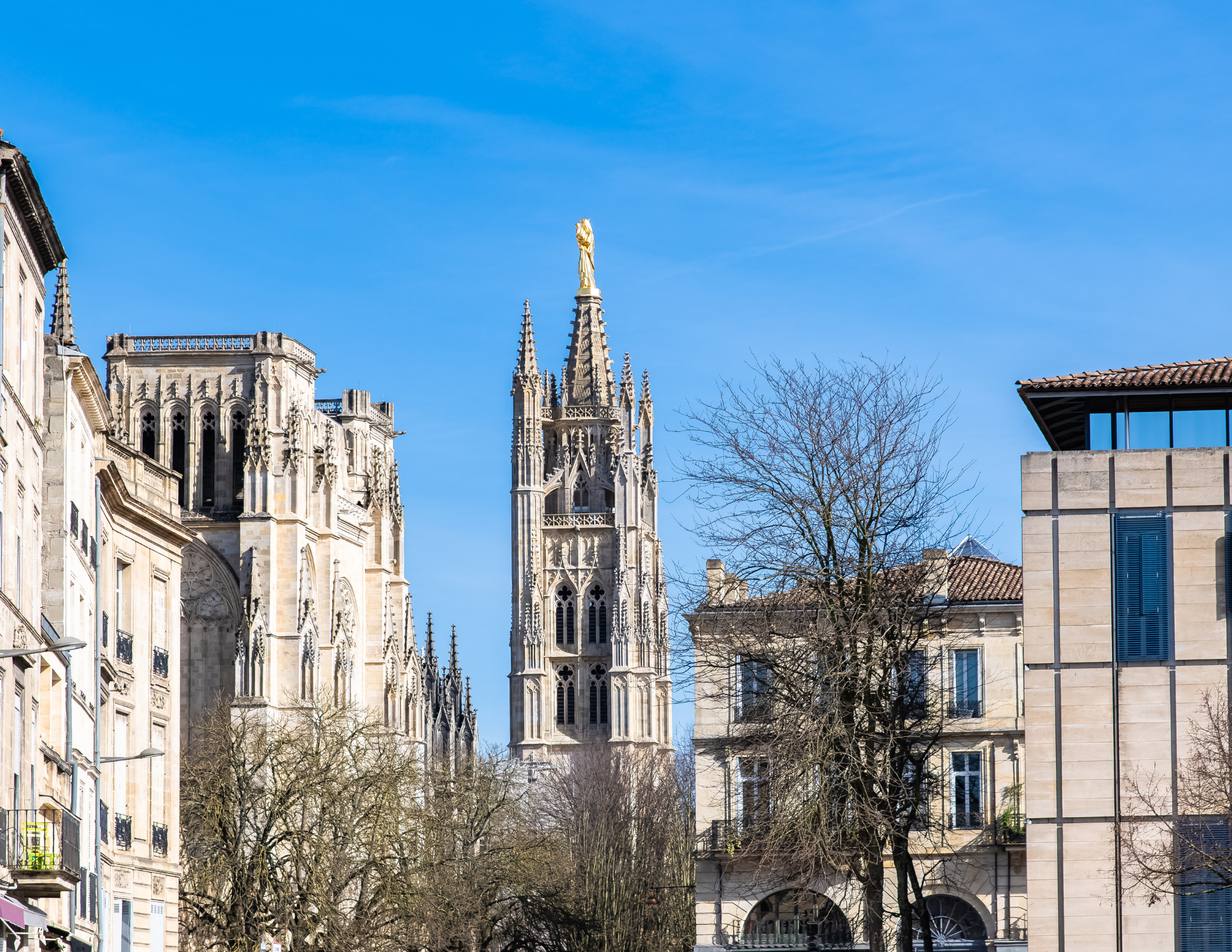 Bordeaux Travel Guide-7.png